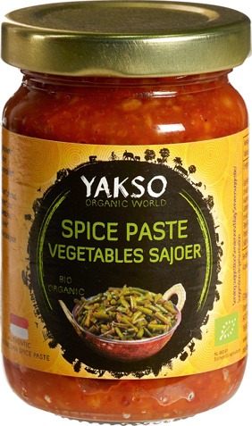 Spice paste vegetables sajoer