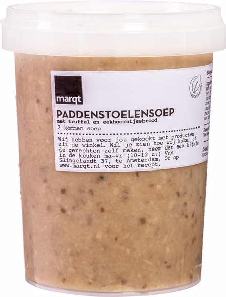 Paddenstoelensoep met zwarte truffel