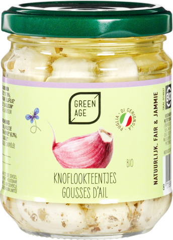 Knoflookteentjes in olie