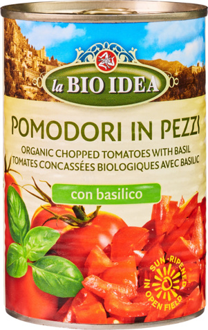 Tomatenstukjes basilicum